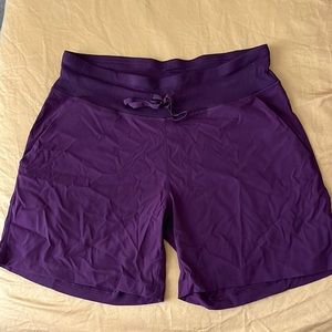 Athletic shorts